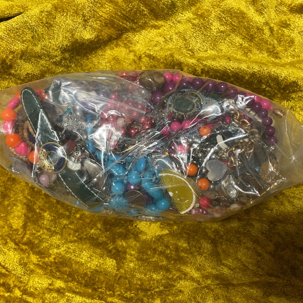 UNTESTED 4+lbs jewelry lot from estate & thrift antique store AS IS c…